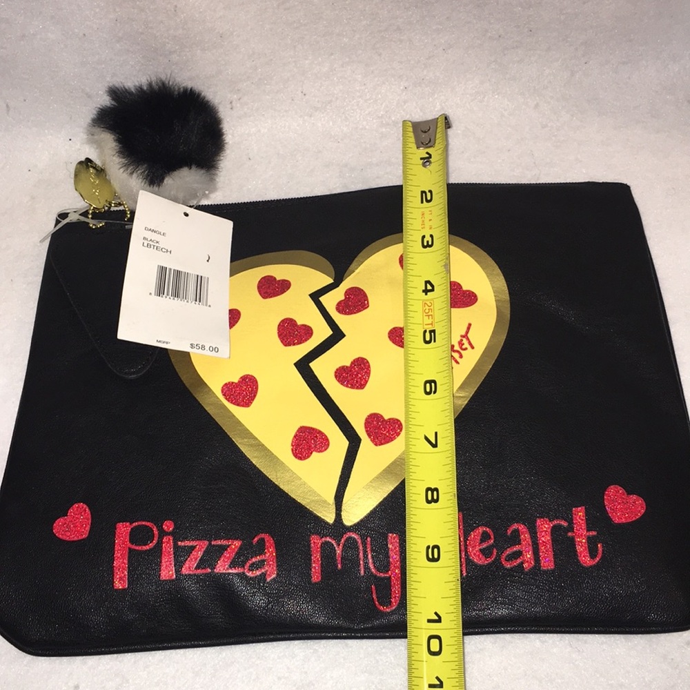 Betset johnson - Picture 6 of 6